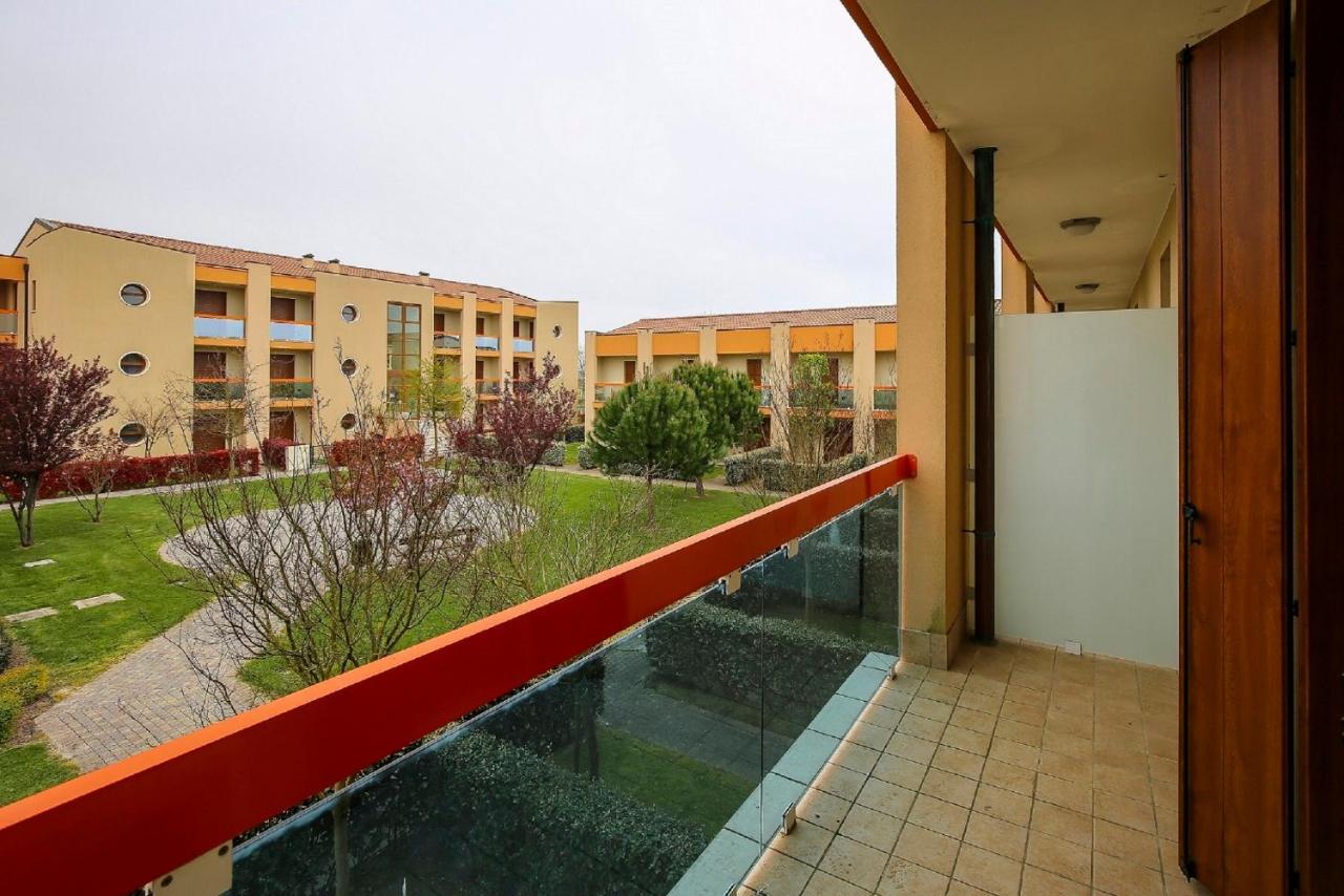 Апартаменты Ginepri Lido Altanea Каорле Экстерьер фото
