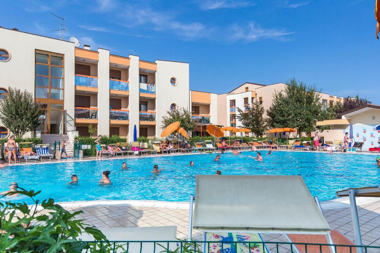Апартаменты Ginepri Lido Altanea Каорле Экстерьер фото